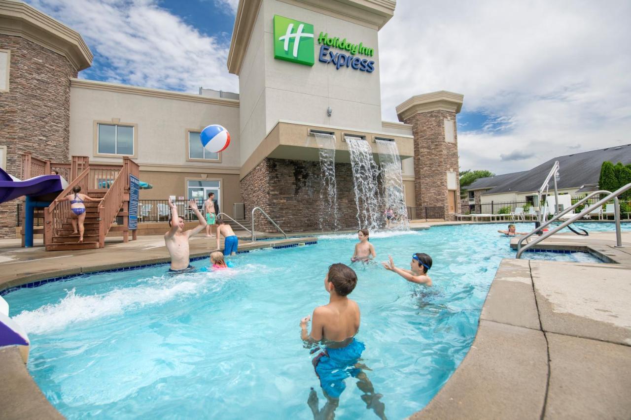 Holiday Inn Express Wisconsin Dells By Ihg Exterior foto