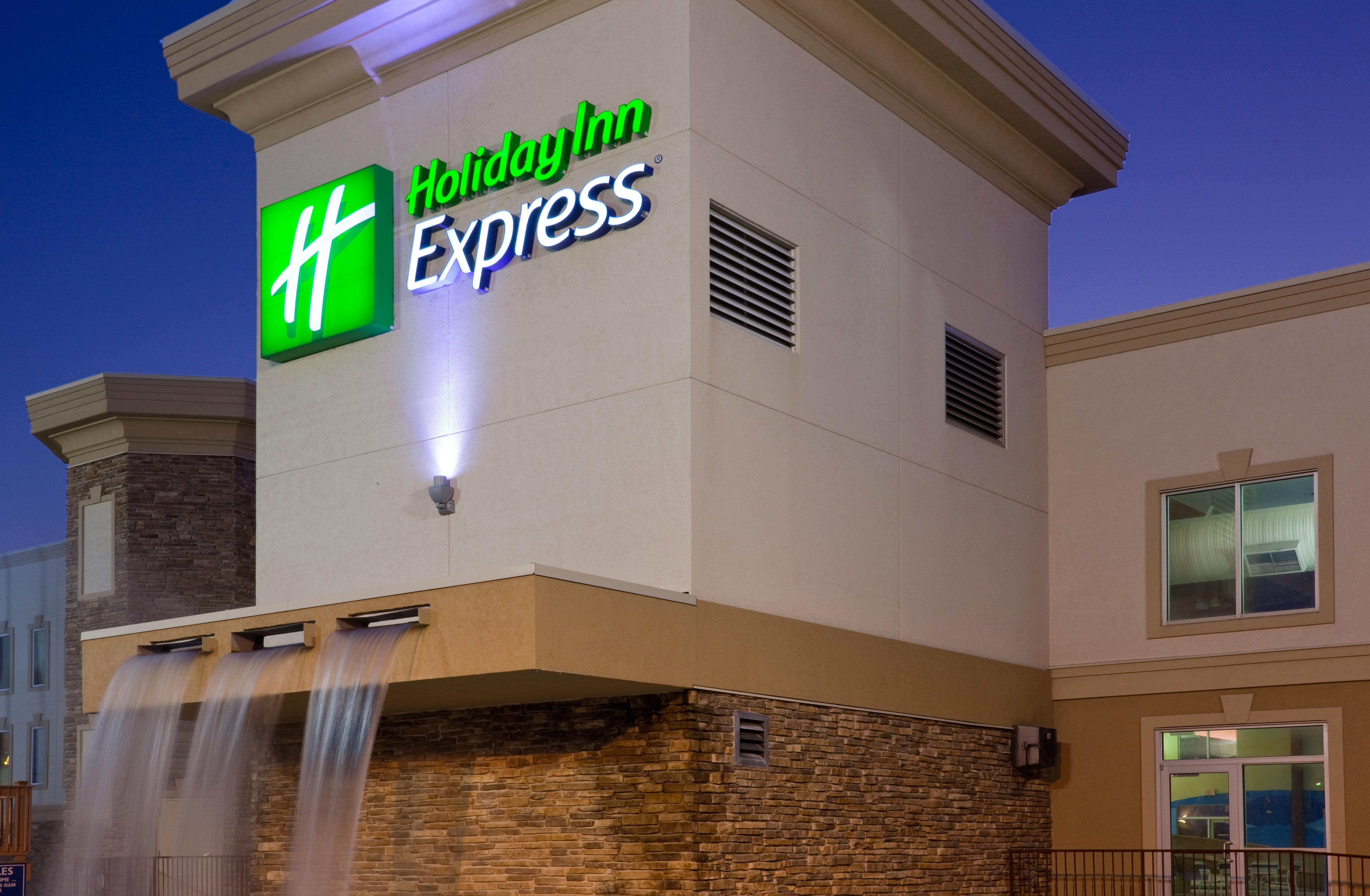 Holiday Inn Express Wisconsin Dells By Ihg Exterior foto