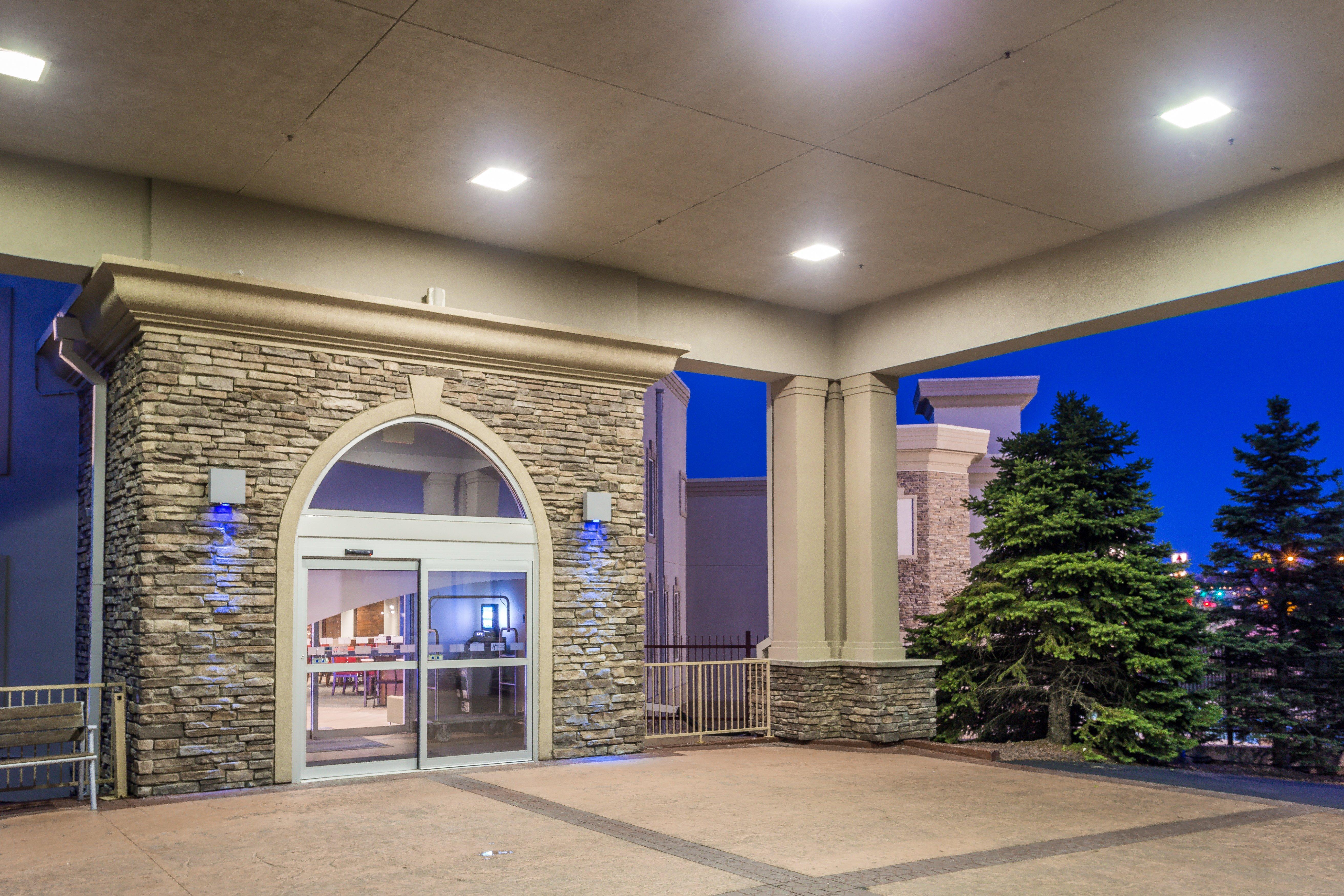 Holiday Inn Express Wisconsin Dells By Ihg Exterior foto